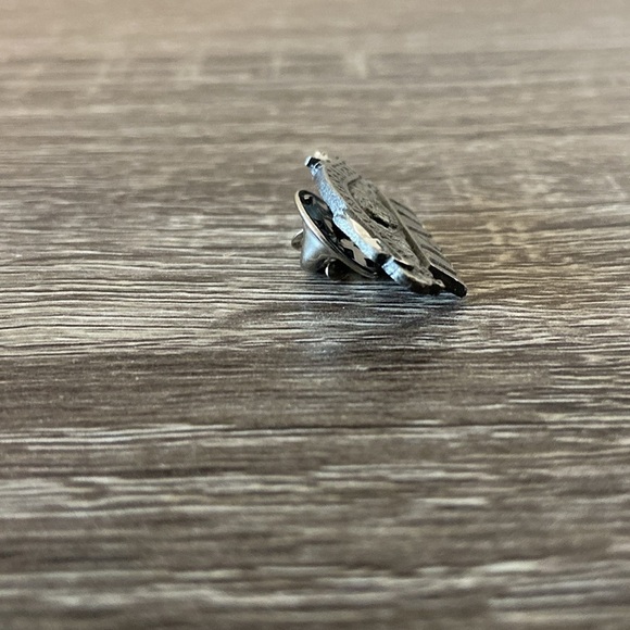 World’s Greatest Dad pewter pin Father’s Day holiday gift birthday party family - Picture 9 of 10